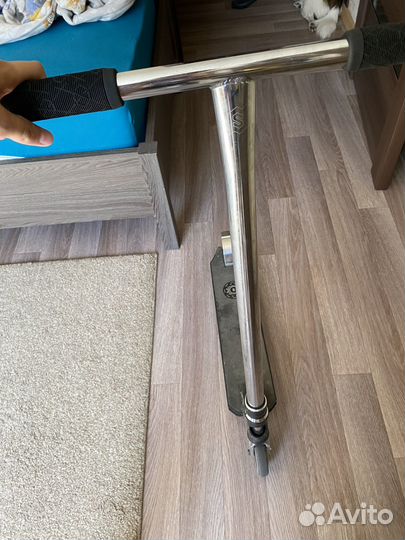 Продаю новый руль Т на трюковой самокат