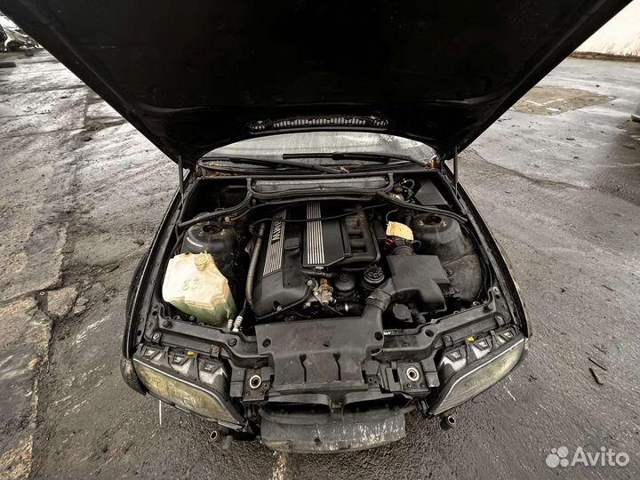 Разбор на запчасти BMW 3-Series (E46)