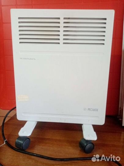 Обогреватель электрический напольный конвекторный