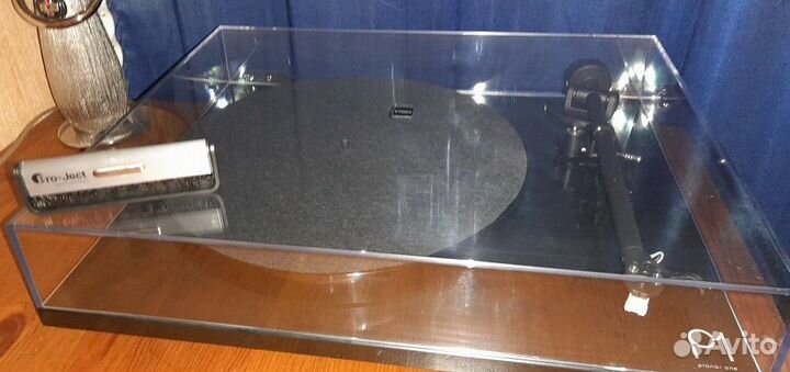 Проигрыватель винила Rega P1