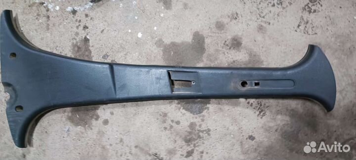 Накладка средней стойки L R ваз largus