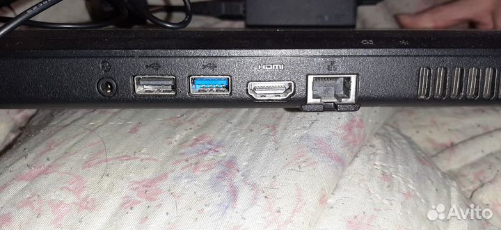 Ноутбук Acer Aspire ES 15 (4ядра)