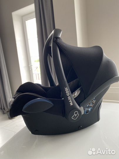 Детское автокресло от 0 maxi cosi