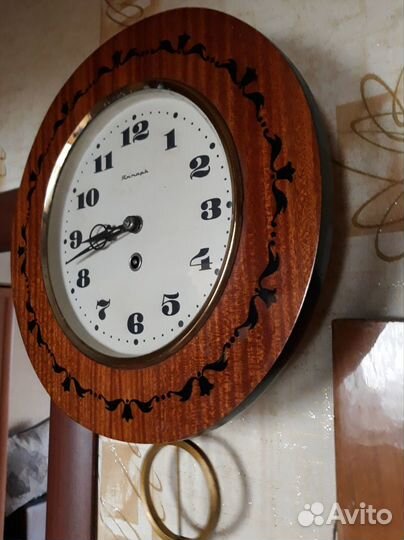 Часы настенные с маятником СССР