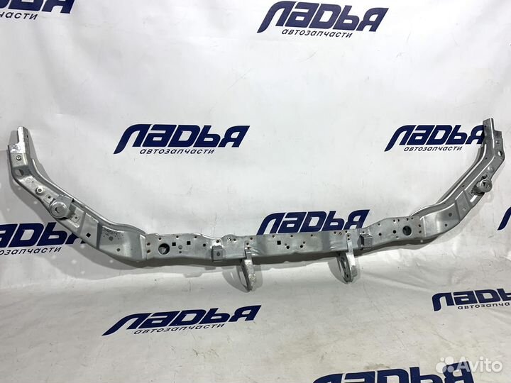 Рамка радиатора Chevrolet Cobalt / ravon R4 верхняя часть