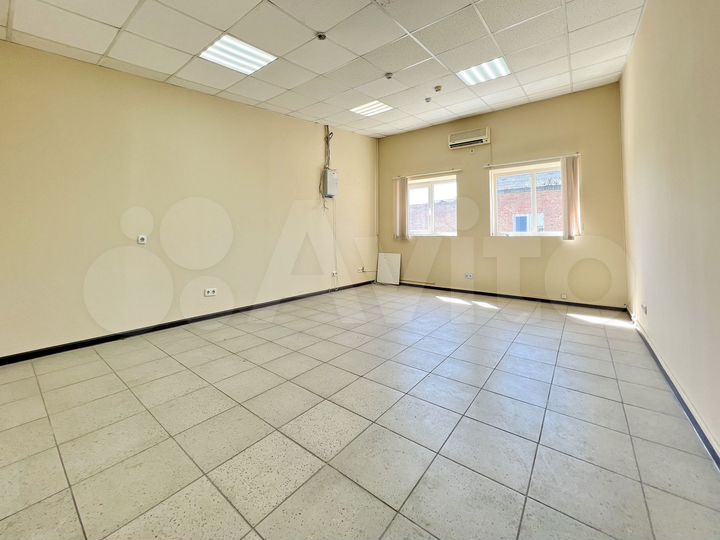 Склад с офисом 24/7 + салон фасад, 280 м²+