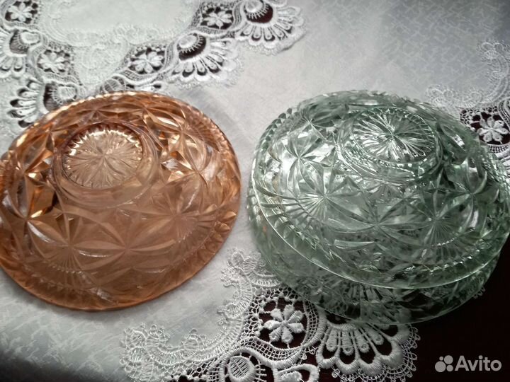 Салатник тарелка из цветного стекла СССР