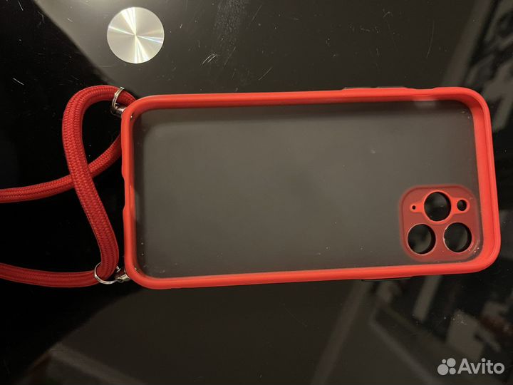 Чехол на ремешке для iPhone 11 pro