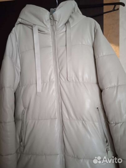Пуховик женский
