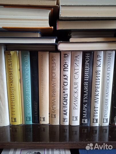 Продам книги