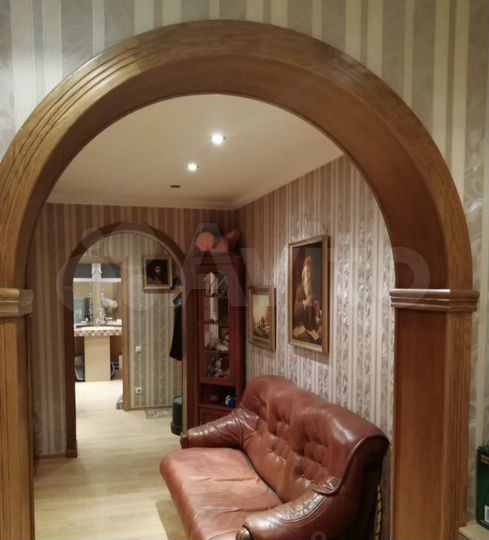 4-к. квартира, 135 м², 25/26 эт.