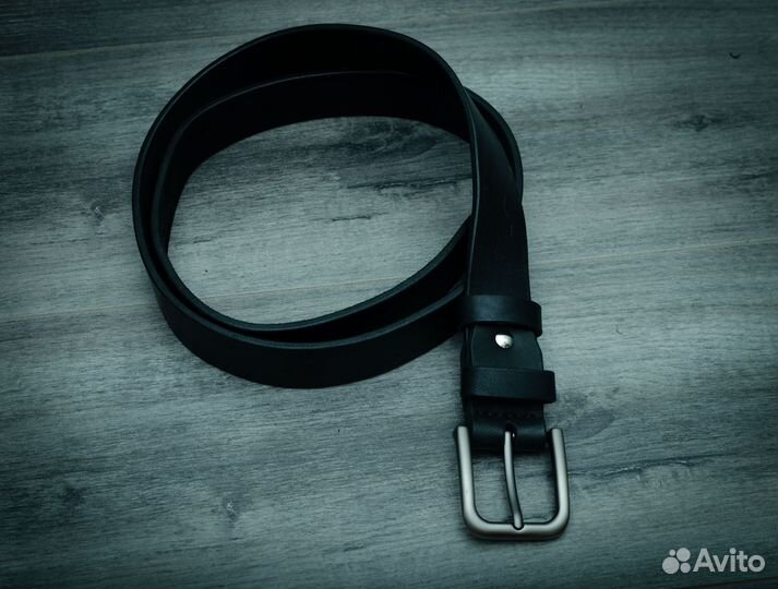 Кожаный ремень черного цвета 37мм
