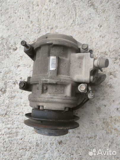 Компрессор кондиционера Тойота Ленд крузер