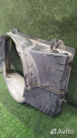 Диффузор радиатора Cadillac Escalade LQ9 V8 6.0L