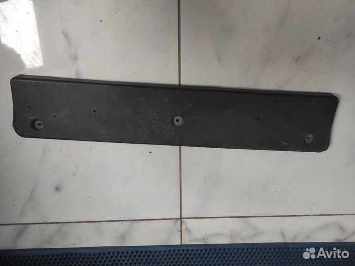 Площадка под номер 86529-D7000 Hyundai Tucson III