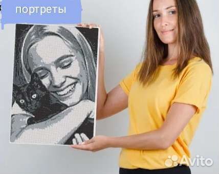 Картина по фото, выложена стразами