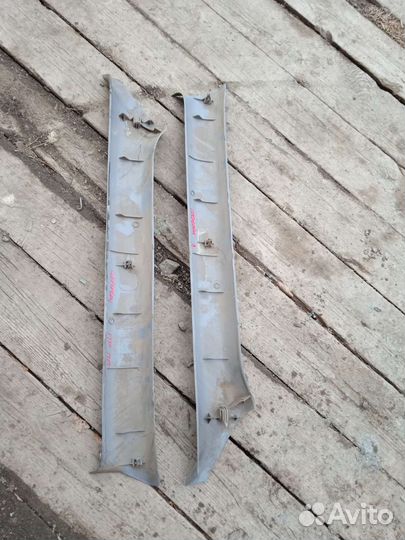 Накладка передней стойки Nissan Sunny Ниссан Санни