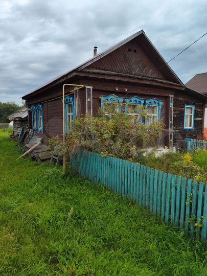 Дом 33 м² на участке 90 сот.