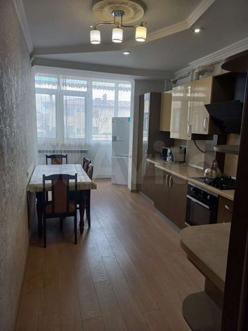 2-к. квартира, 70 м², 2/9 эт.