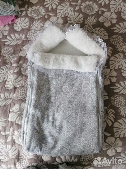 Продам конверт на выписку Зимний