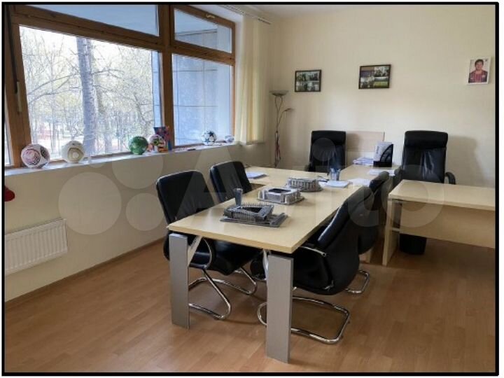 Продам офисное помещение, 310 м²