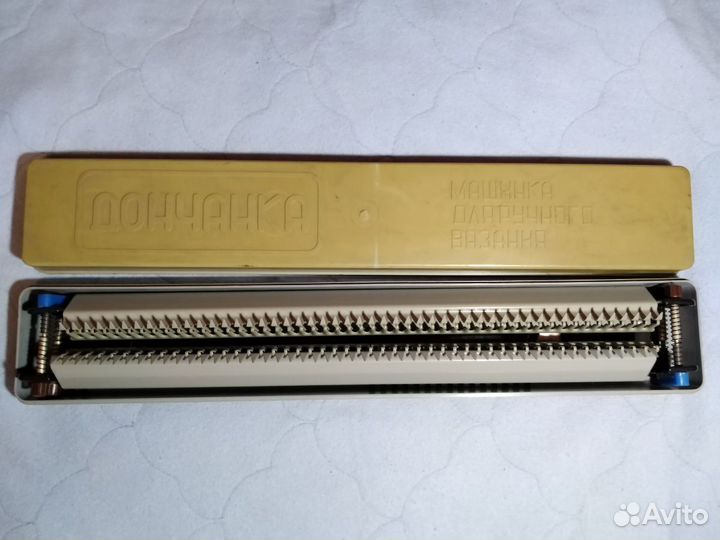 Машинка для ручного вязания