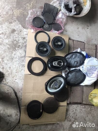 Колонки блины круглые разные и решетки разные