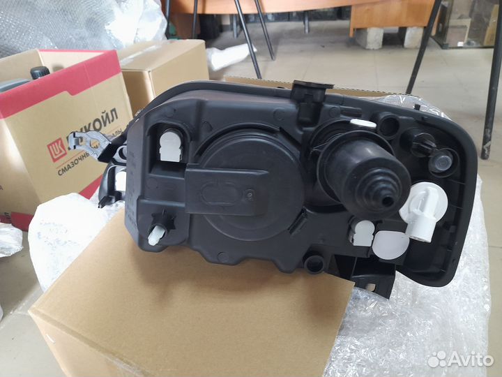 Фара передняя правая renault logan 05-10 RH