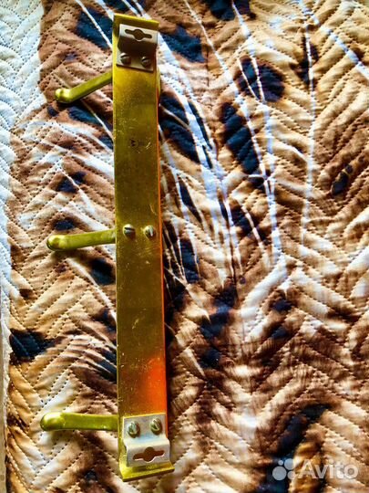 Вешалка настенная СССР цвет золото