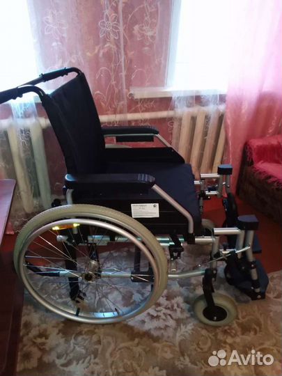Коляска инвалидная