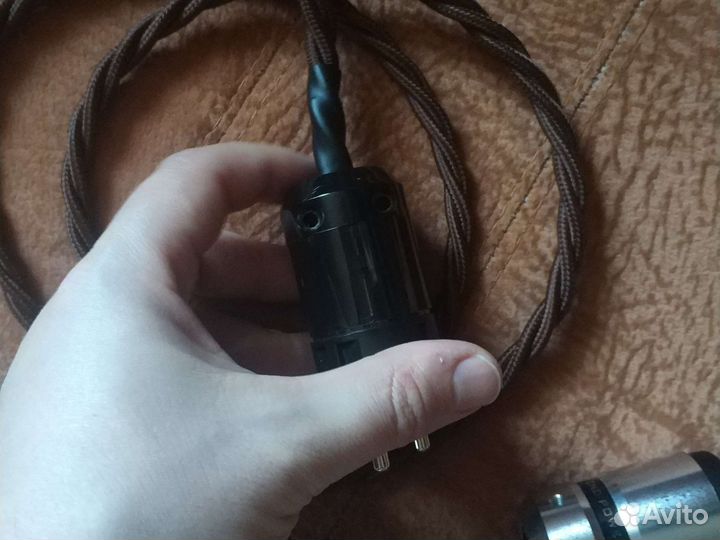 Кабель силовой OFC медь 2.5мм2 Fig-8 C7 1.7m