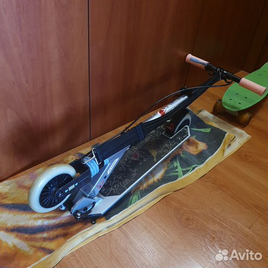 Самокат детский двухколесный бу