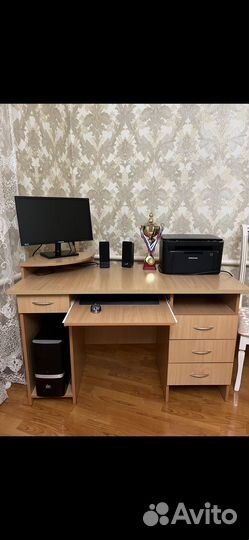 Продажа компьютера и стола