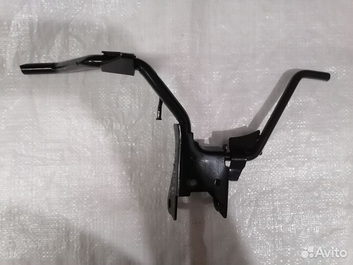 Подставка центральная Yamaha JOG50