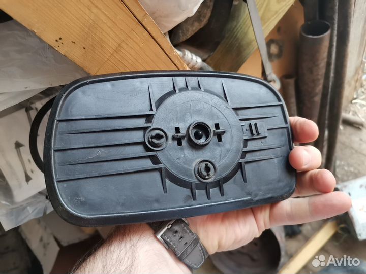 Зеркальный элемент правый Kia Sportage 1