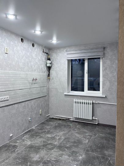 2-к. квартира, 53 м², 1/2 эт.
