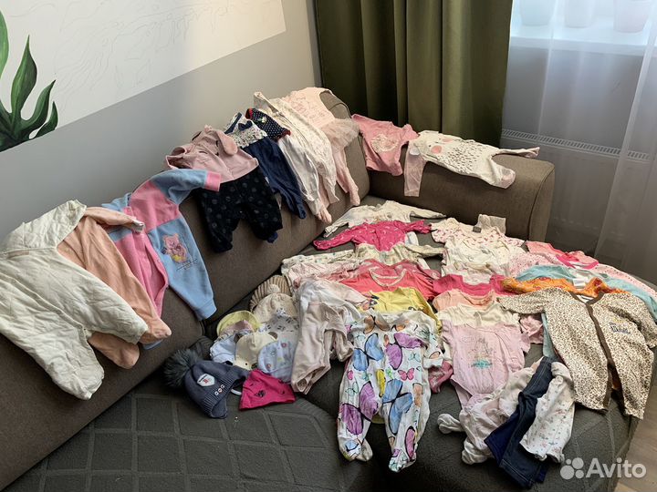 Вещи на девочку до года