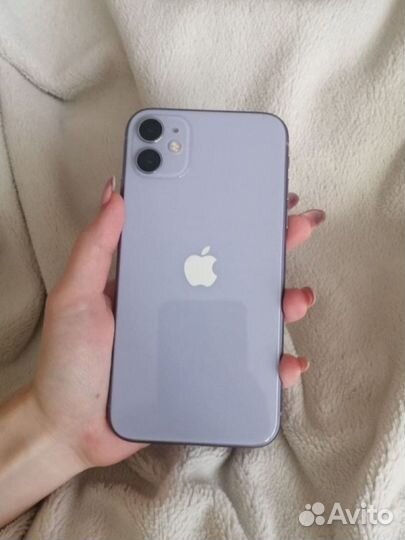iPhone 11, 64 ГБ