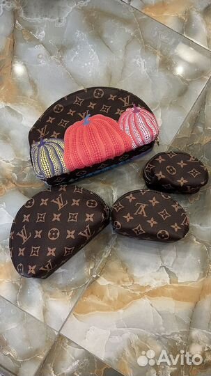 Косметичка louis vuitton из канвы и кожи 4 в 1