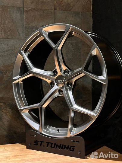 Новые литые диски Audi Design R21 5x112