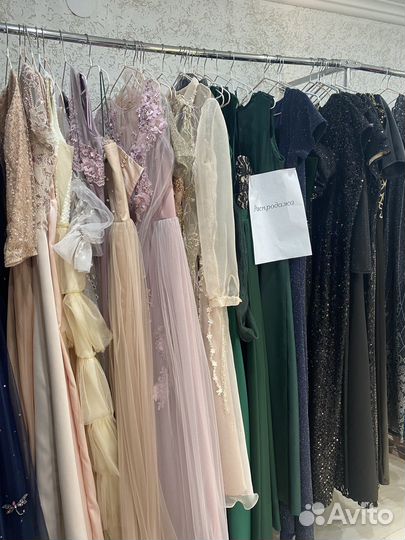 Вечерние платья