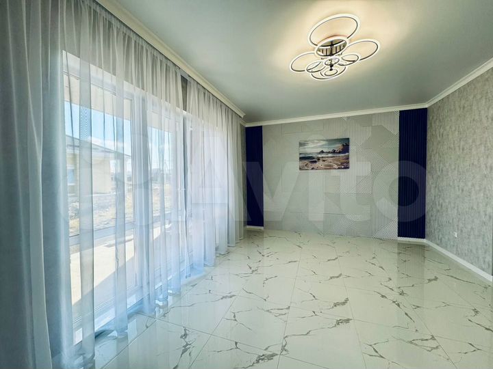 Дом 95 м² на участке 3 сот.