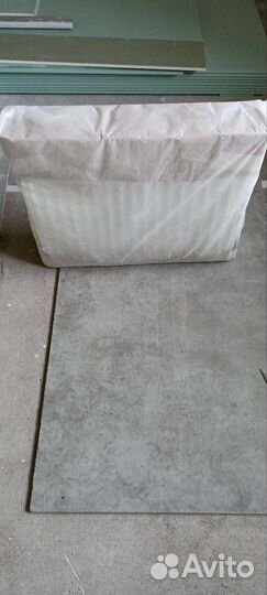 Стальной радиатор отопления с нижним подключением