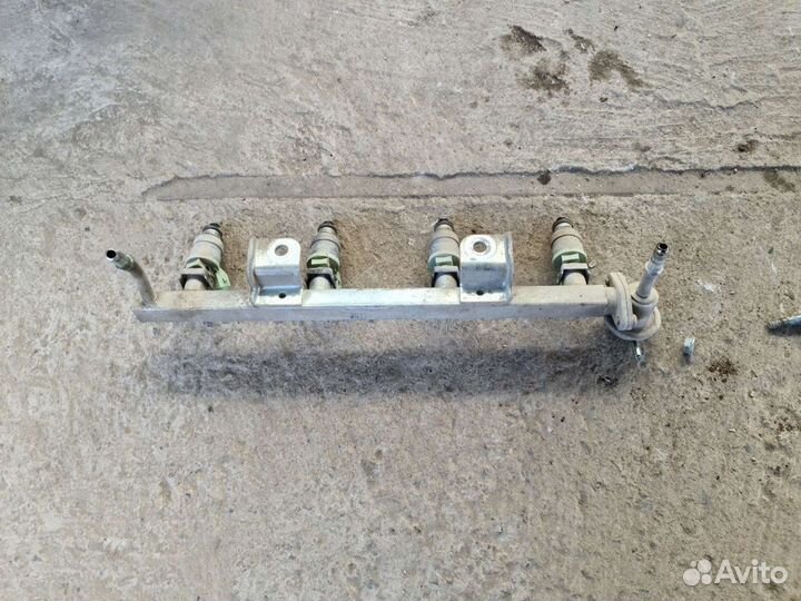 Топливная рампа форсунки daewoo nexia n150 дэо