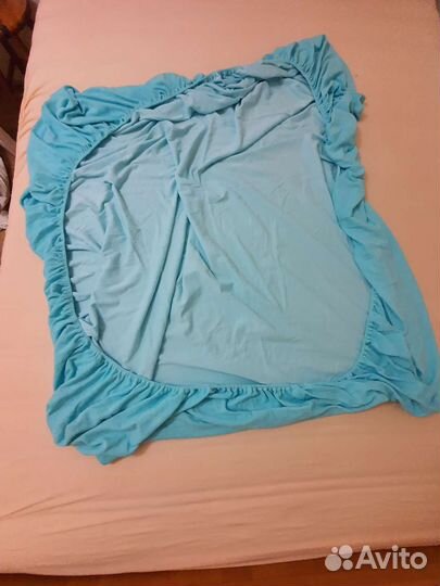 Простынь махровая на резинке 160 200