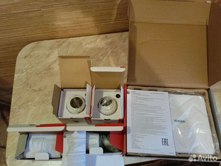 Комплект видеонаблюдения Hiwatch 4х1080Р