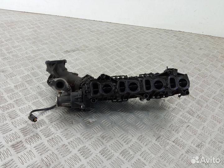 Впускной коллектор BMW 5 F10/F11/GT F07 2011