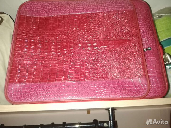 Чемодан на колесах