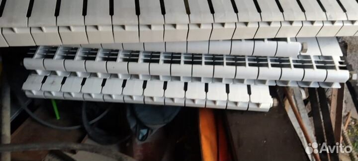 Продам радиаторы отопления бу