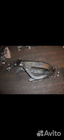 Рама honda CBR600F4i